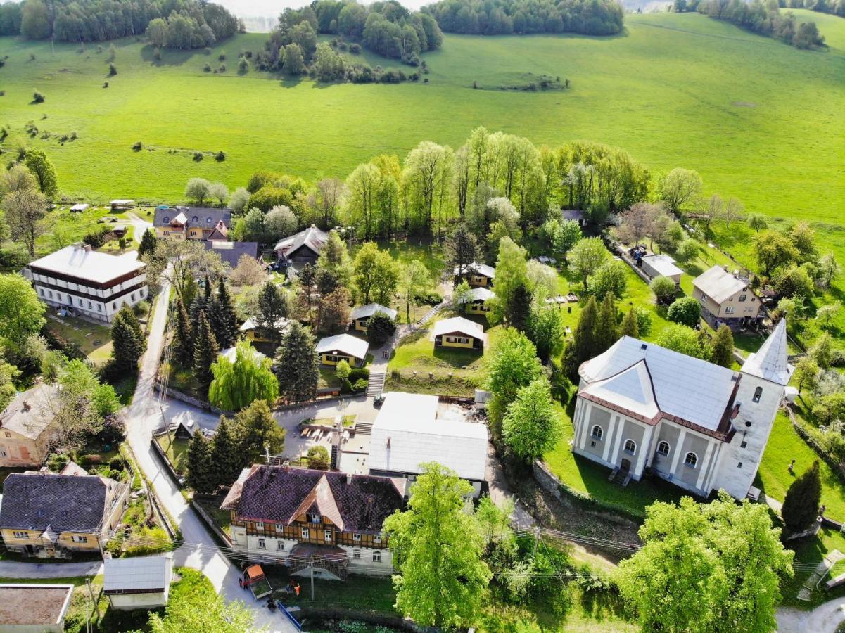 Hotel Stredisko Doubrava Zlaté Hory Exterior foto